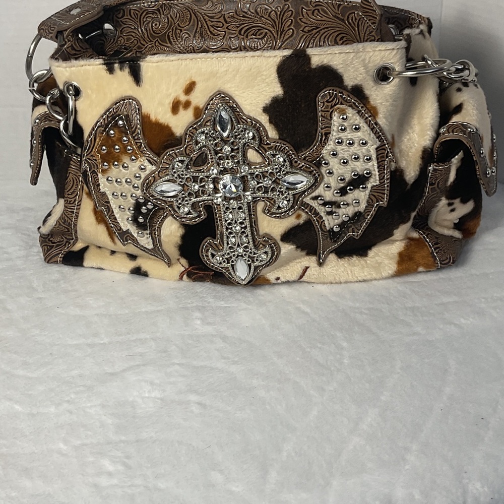 Cowhide  Bag with Chain Detail cowgirl